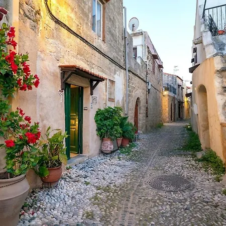 Levent Traditional Villa Rhodes Castle Holiday home *